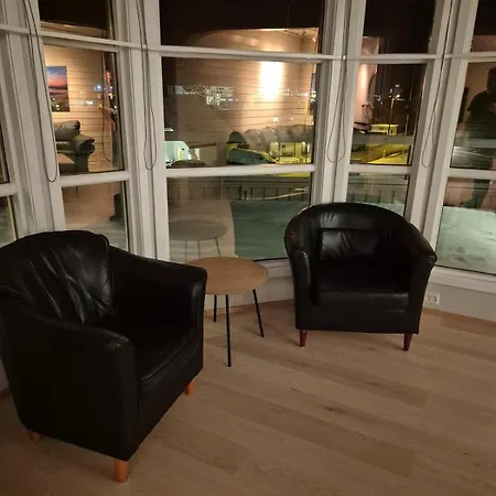 Large For Max 13pax * טרומסה